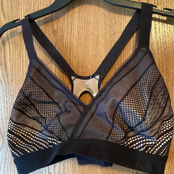Lululemon Awake to Lace Bra
Black / Barely Beige - Picture 3 of 3